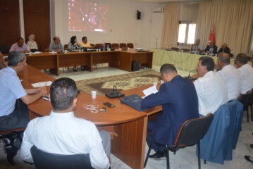 جلسة عمل حول النقل المدرسي العمومي و النقل الريفي المدرسي